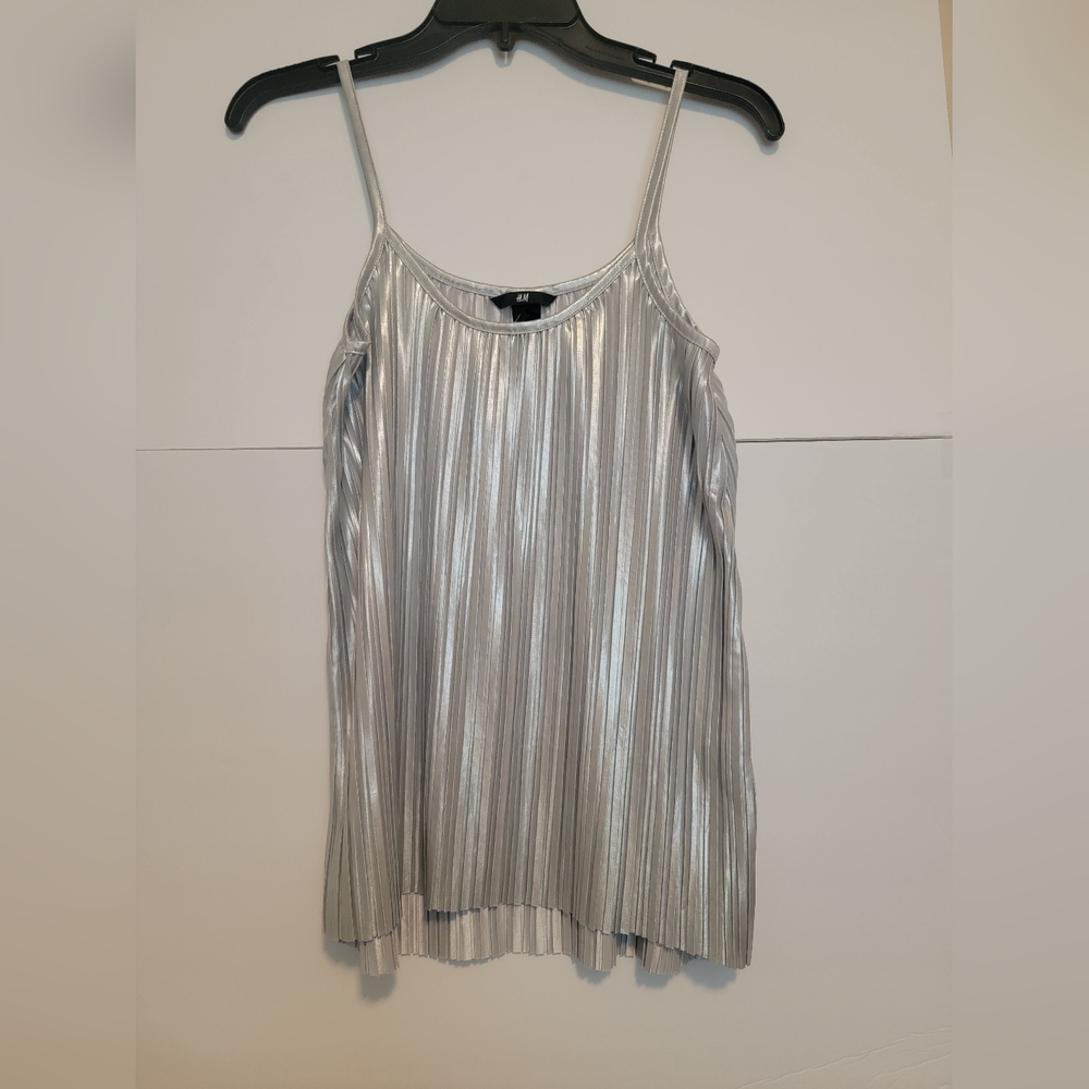 H&M, NWOT, Pleated tank top ribbon tie straps silver shiny metallic disco style